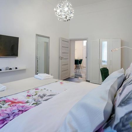 Decor Apartman Έγκερ Εξωτερικό φωτογραφία
